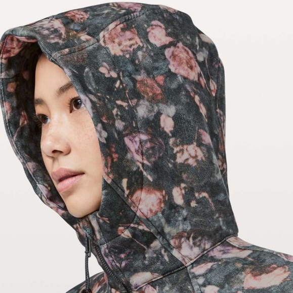 Lululemon Scuba Hoodie *Light Fleece - Picture 3 of 6